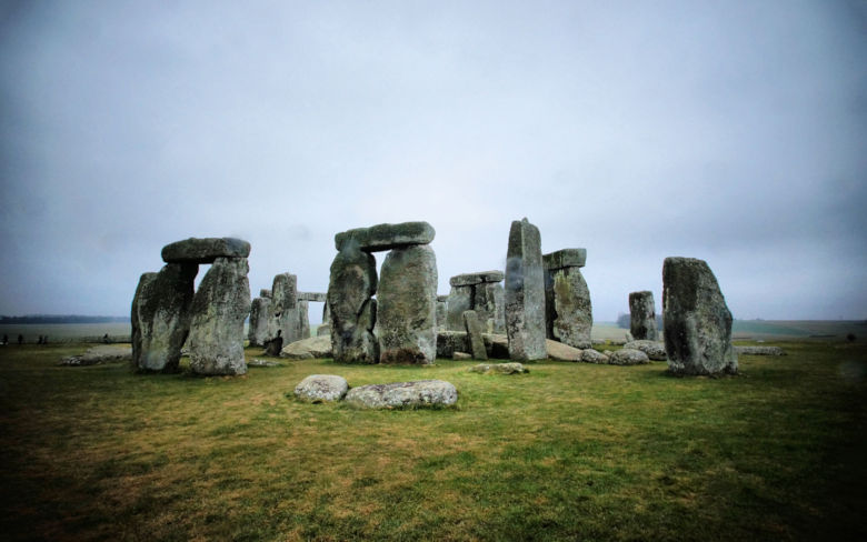 stonehenge_780x488_rt